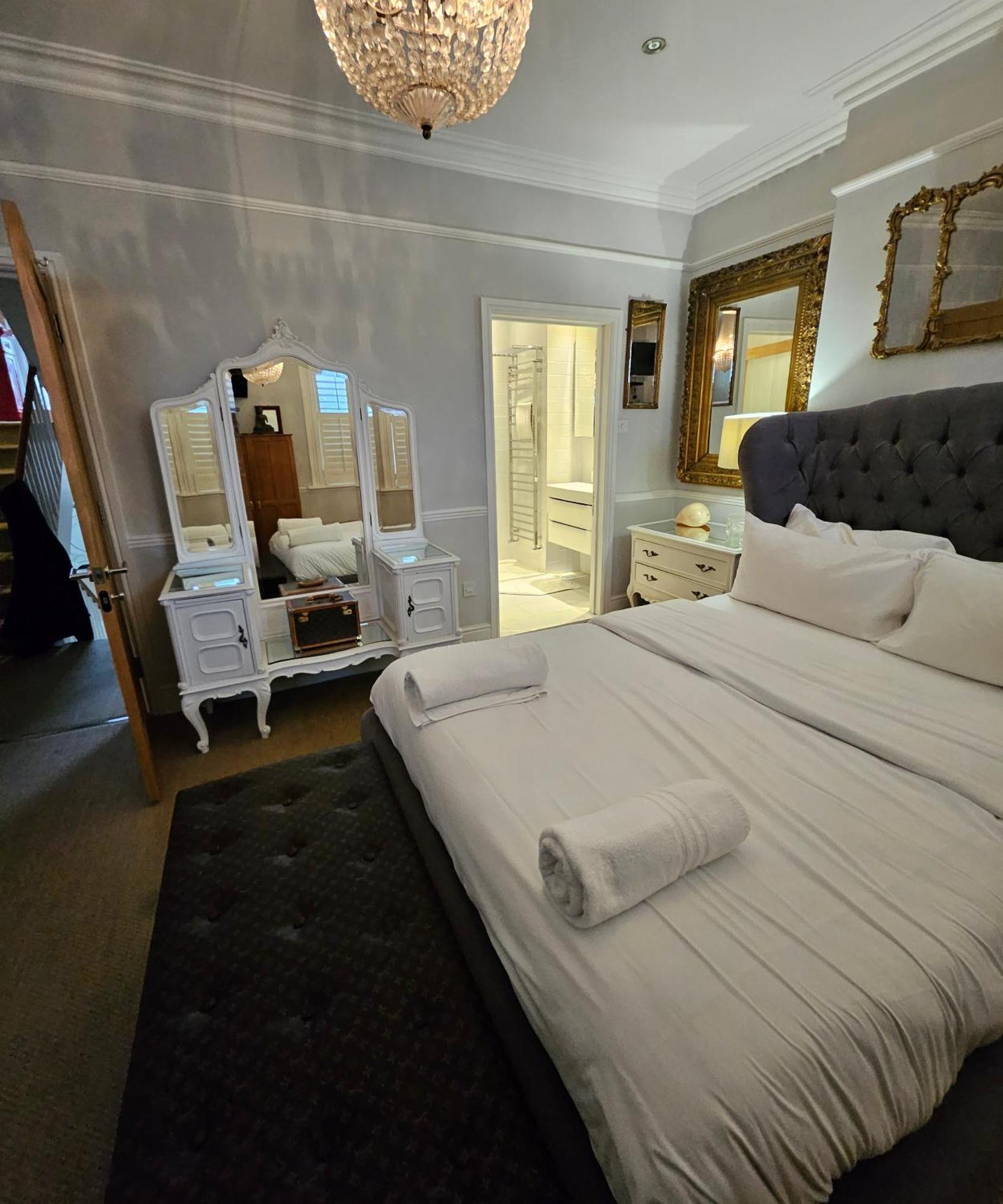 Ultrachic Georgian Townhouse In Appartamento